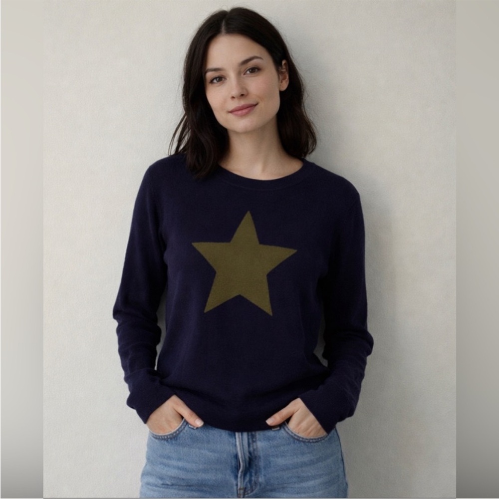 Sundance Lambswool Crewneck Sweater with Golden Star Print